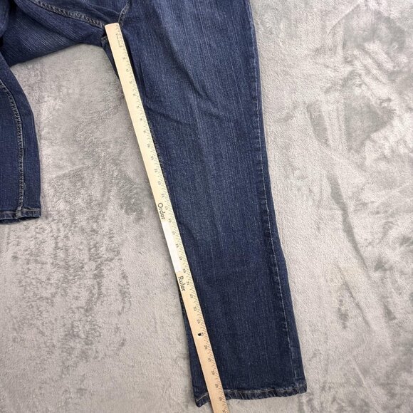 LL Bean Jeans Womens 12 Classic Fit Straight Leg Stretch Denim Pants Spandex - Picture 7 of 16